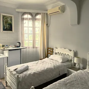 Inn Sweet At Ninoshvili 3, Batumi
